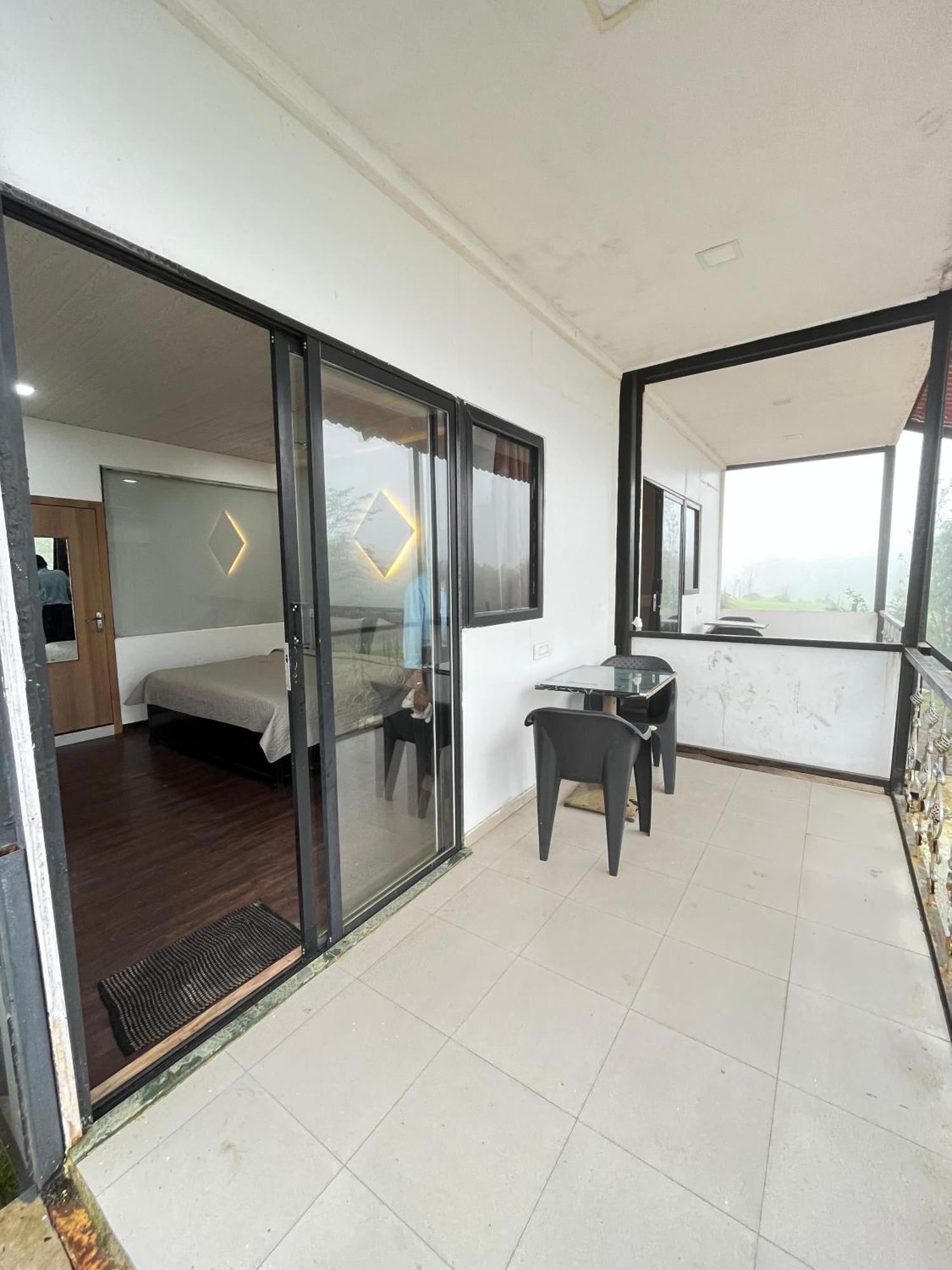 The Canvas Resort In Lonavla ภายนอก รูปภาพ